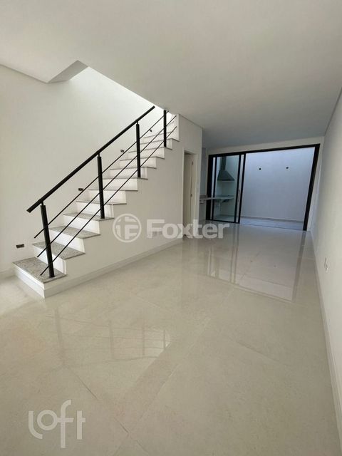 Image 9 - 883139