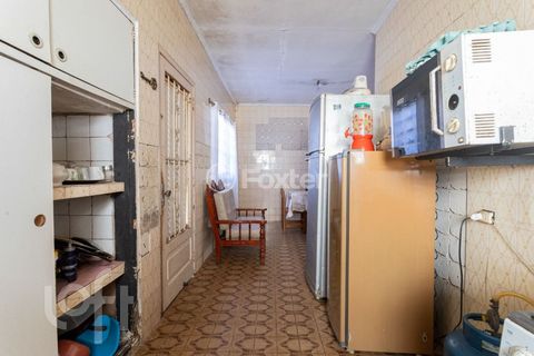 Image 9 - 883146