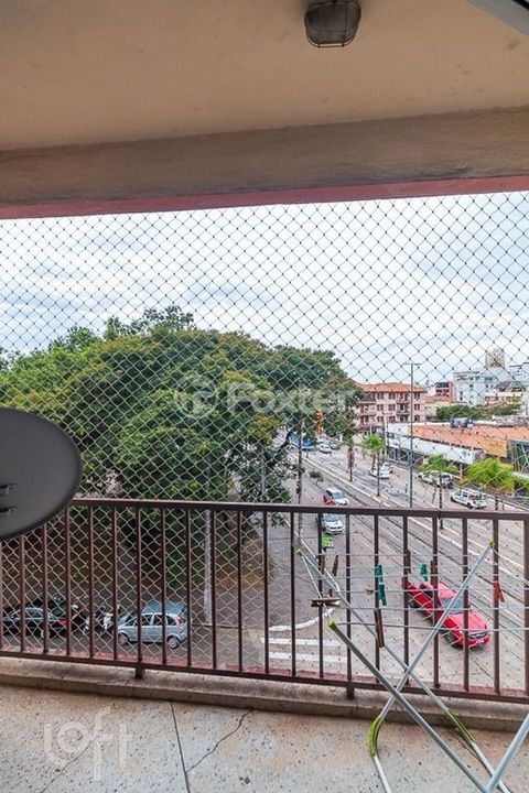 Image 6 - 883148