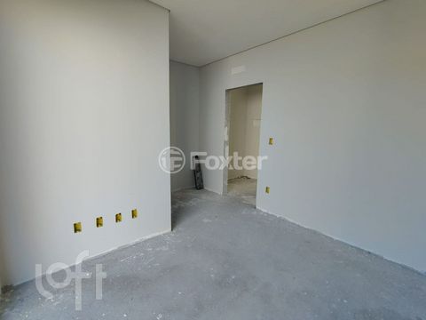 Image 11 - 883163