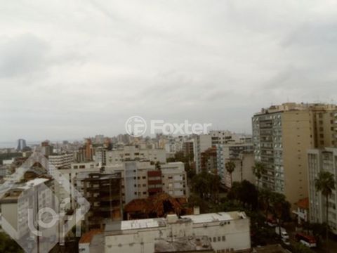 Image 11 - 883173