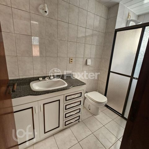 Image 8 - 883174