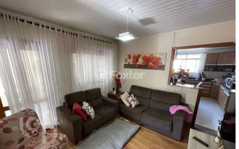 Image 4 - 883195