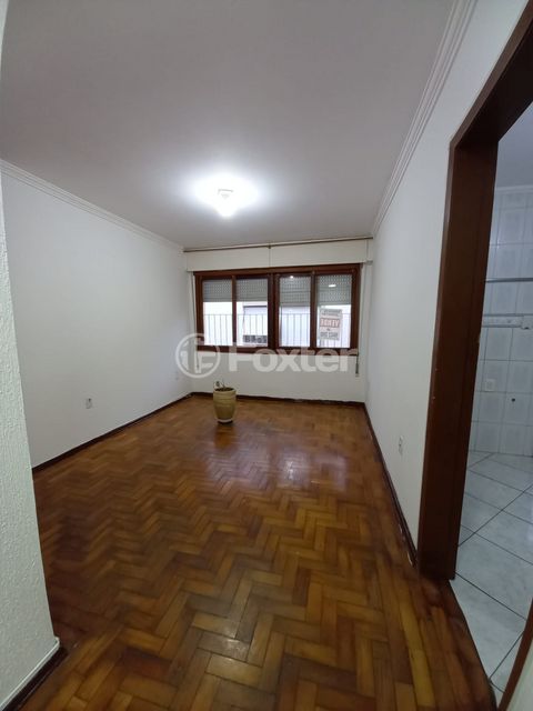 Image 0 - 883200