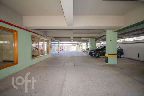 Image 16 - 883201