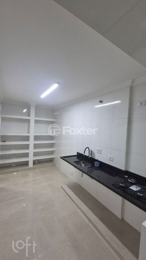 Image 7 - 883206