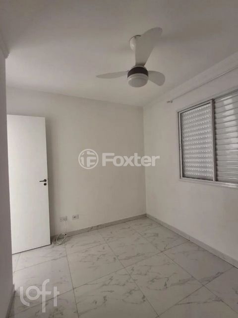 Image 7 - 883207