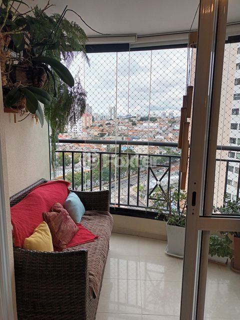 Image 2 - 883238