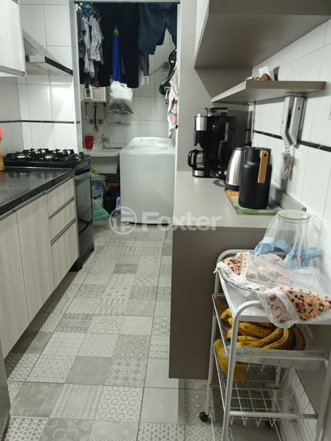 Image 8 - 883238