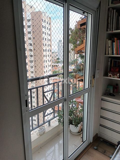 Image 12 - 883238