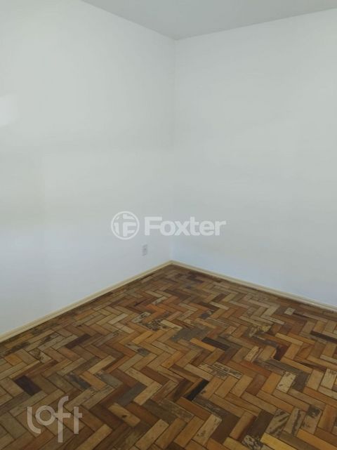Image 3 - 883273