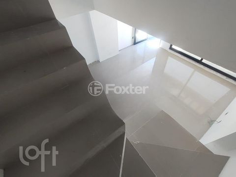 Image 7 - 883291