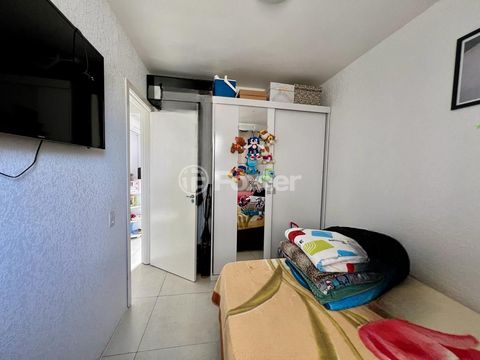 Image 10 - 883314