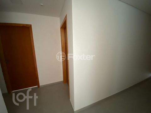 Image 7 - 883377