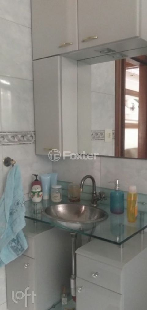 Image 4 - 883378