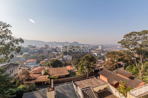 Image 4 - 883384