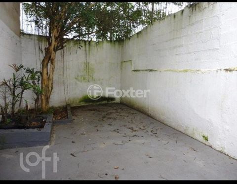 Image 9 - 883406
