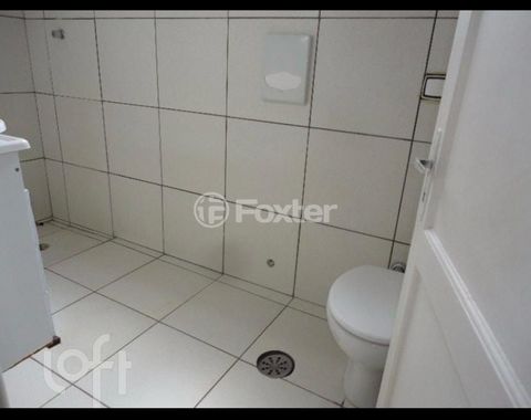 Image 8 - 883406