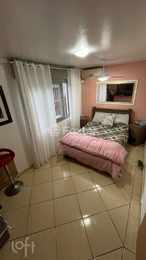 Image 7 - 883407