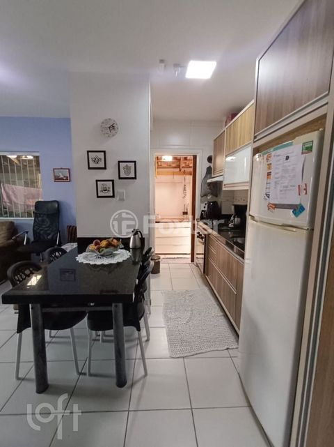 Image 7 - 883414