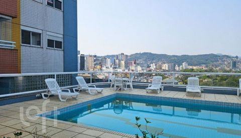 Image 16 - 883423
