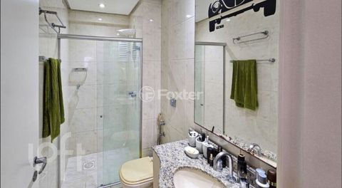 Image 8 - 883423