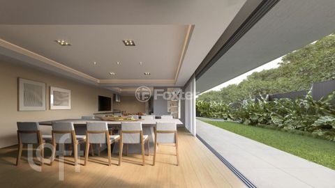 Image 4 - 883455