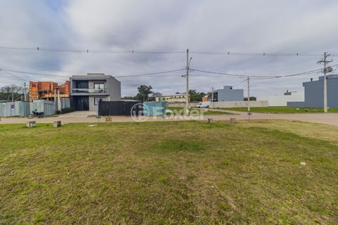 Image 3 - 883478