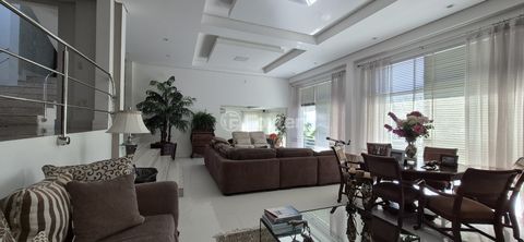 Image 6 - 883486