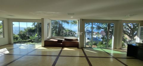 Image 8 - 883486