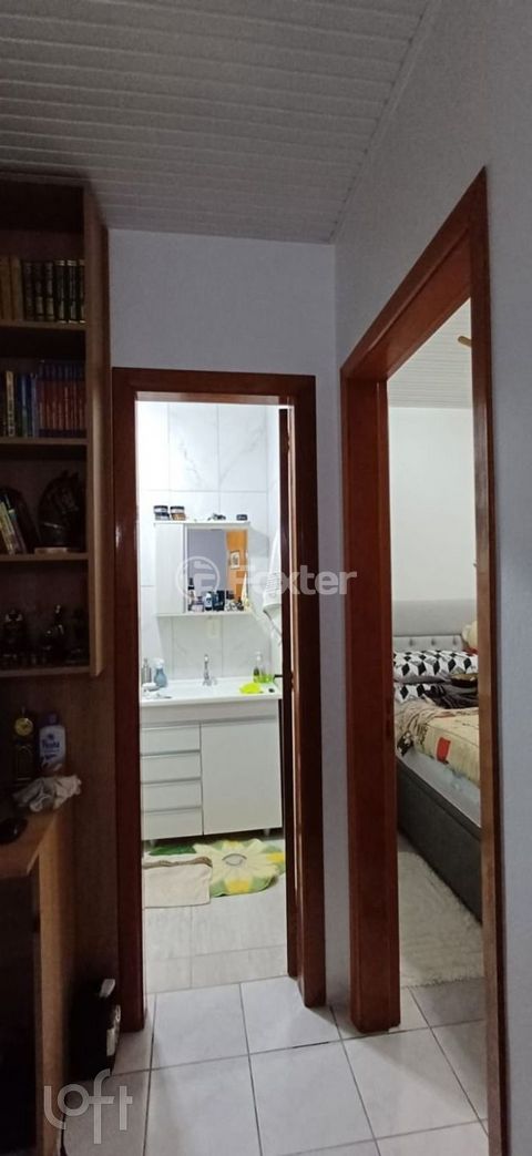 Image 7 - 883499