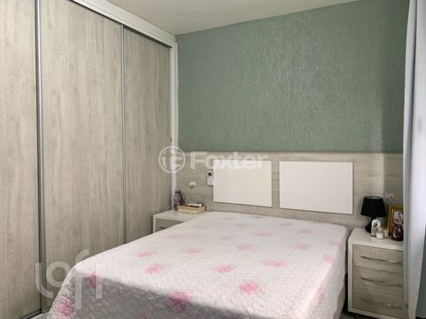 Image 6 - 883514
