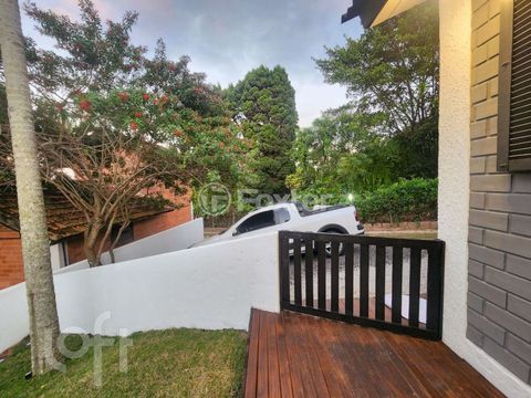 Image 7 - 883517