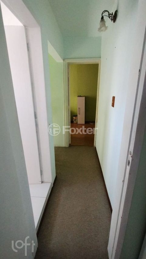 Image 6 - 883522