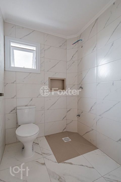 Image 7 - 883537