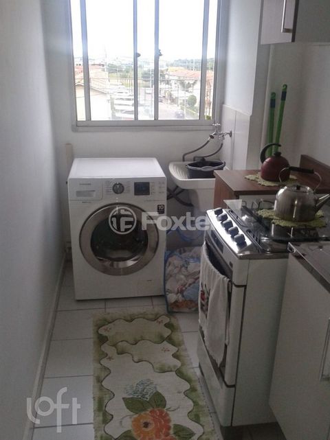 Image 8 - 883540