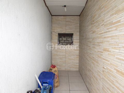 Image 7 - 883580