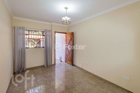 Image 10 - 883604