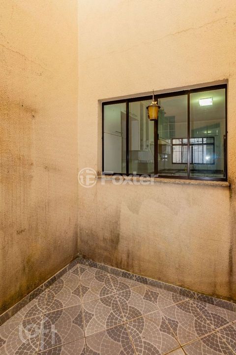 Image 4 - 883604