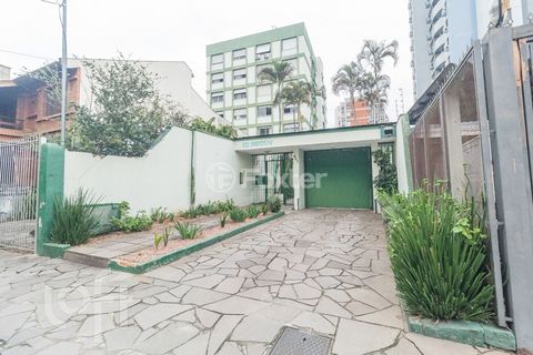 Image 7 - 883623