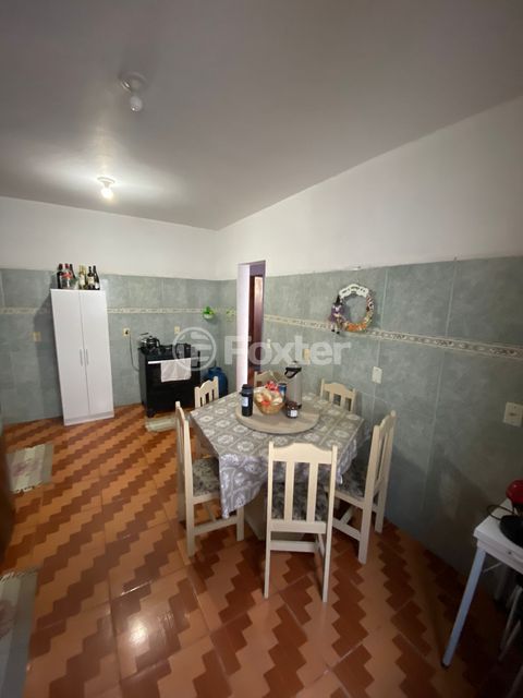Image 4 - 883643