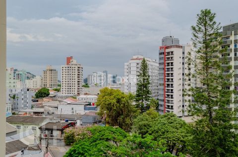 Image 10 - 883667