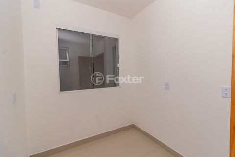 Image 7 - 883676