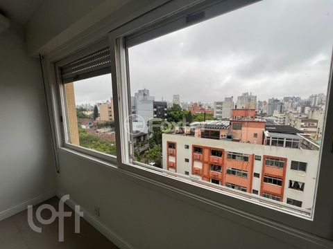 Image 7 - 883683