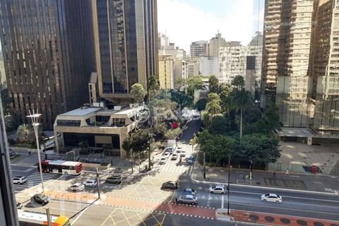 Image 9 - 883686