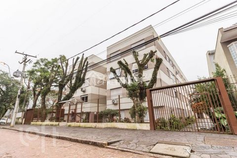 Image 10 - 883696