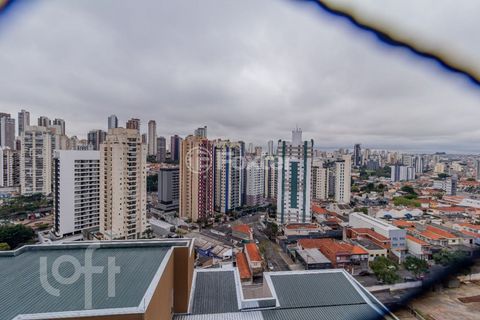 Image 9 - 883741