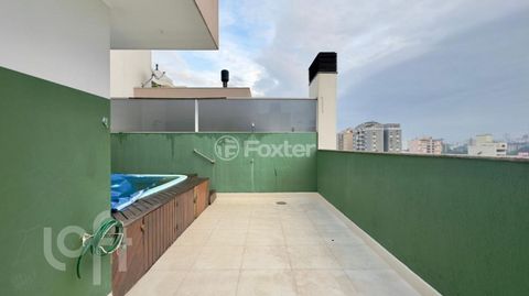 Image 19 - 883743