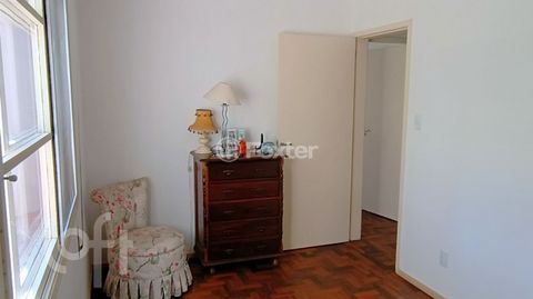 Image 8 - 883751