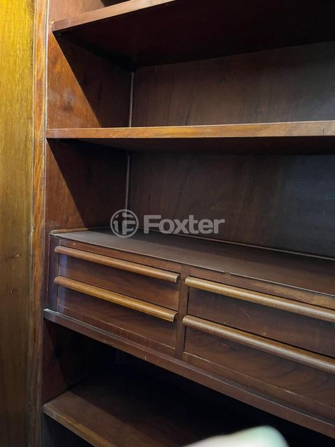 Image 7 - 883752